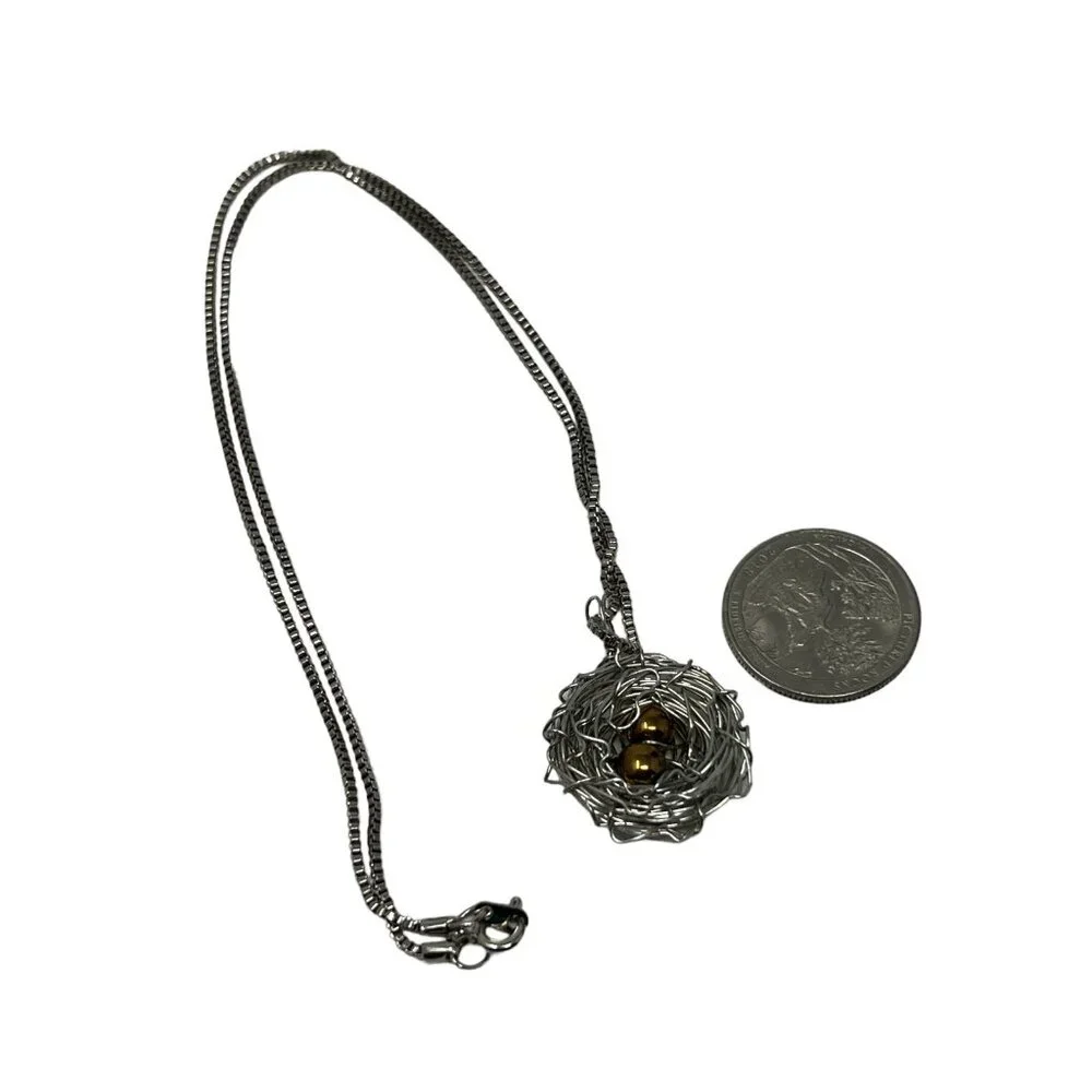 Silver Tone Bird Nest Pendant‎ with Gold Tone Eggs 20 inch Chain